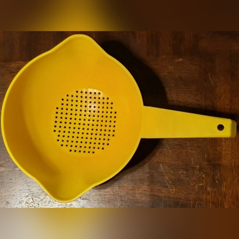 Vintage Yellow Tupperware Colander